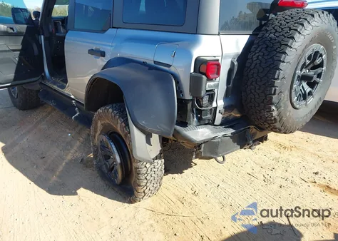 2022 Ford Bronco Raptor z USA, uszkodzony, nr VIN 1FMEE5JR4NLA52492